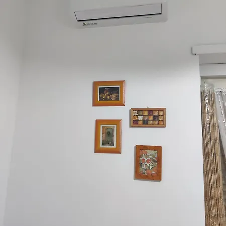 A Casa Nostra Naples