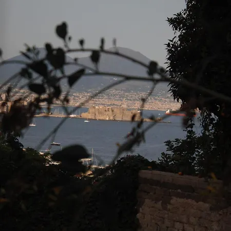 A Casa Nostra Naples