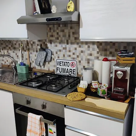 A Casa Nostra Апартаменты Неаполь